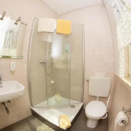 Sigle Hotel 3*